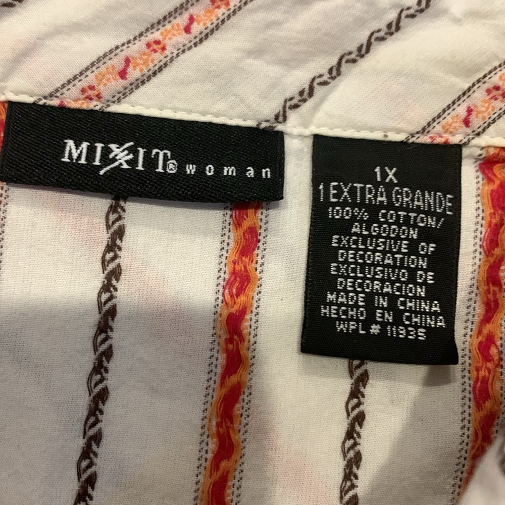 MIXIT 1X Beaded In The Front And Back Pearl Button Down Long Sleeve Lightweight - Picture 5 of 13